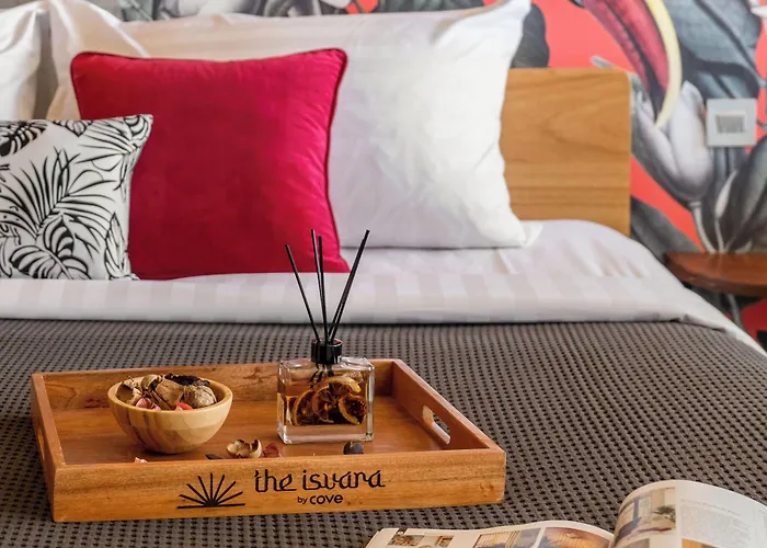 Hotel The Isvara By Cove